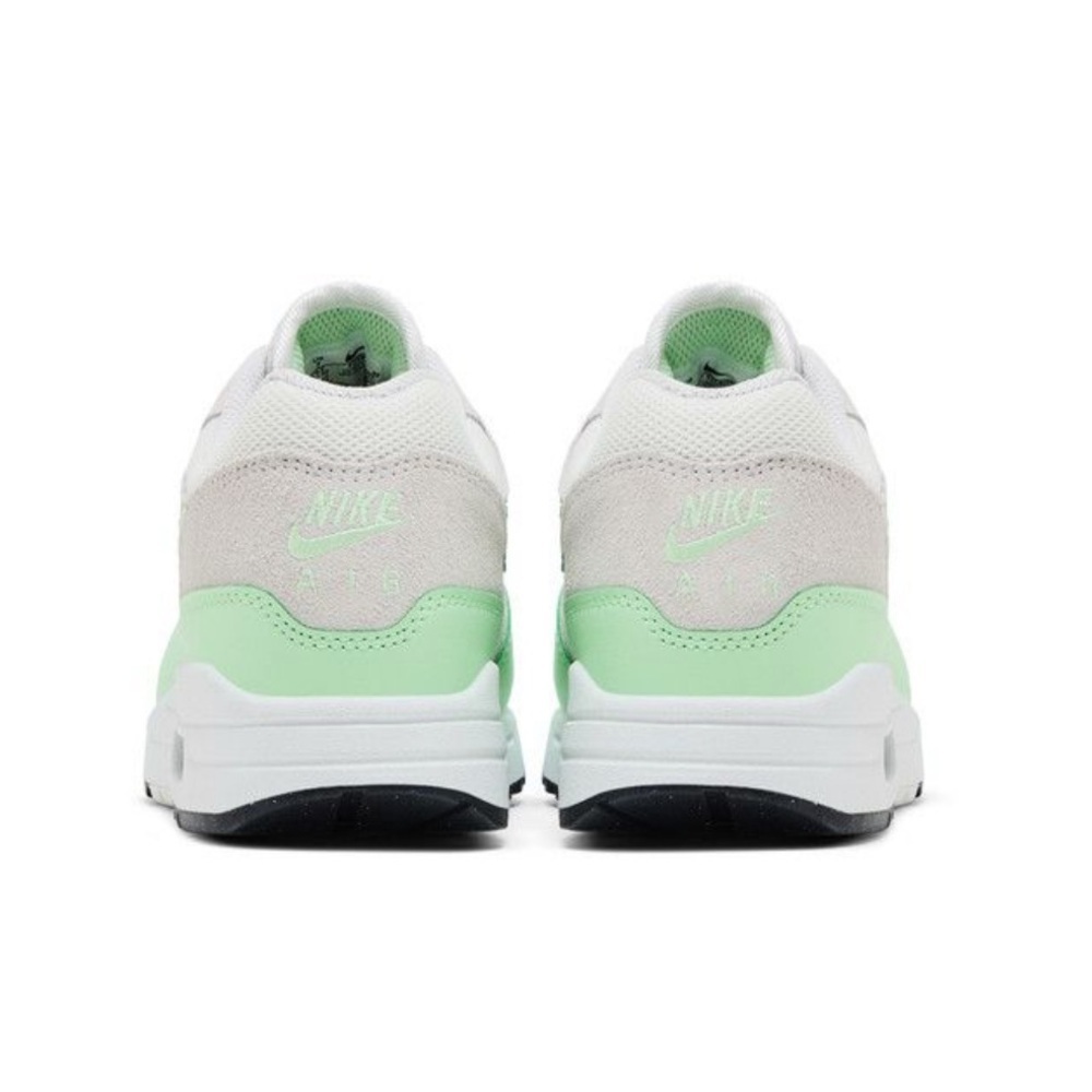 Nike air max 1
Essential vapor green
Brand new - Picture 10 of 14